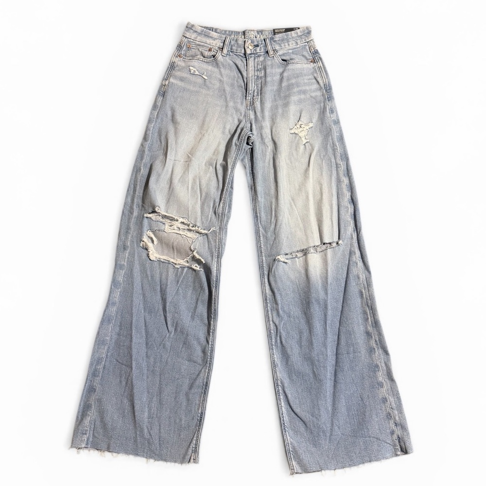 🔥 NWT 🌟American Eagle 🦅 Outfitters Light Blue Distressed Flare Jeans